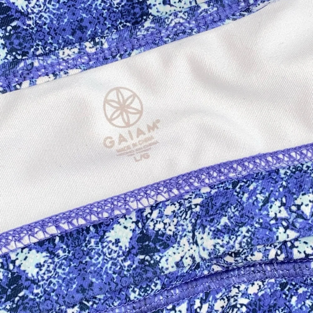 Gaiam Sports Bra Sz L Purple Tribal Medium Support - Picture 8 of 10